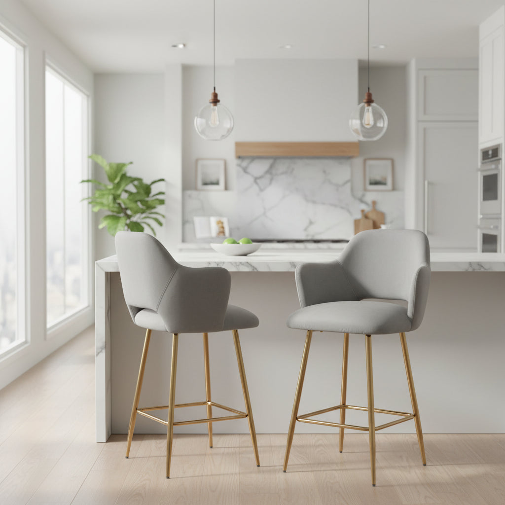 Chaise de salle à manger moderne avec pieds en métal doré pour salle à manger